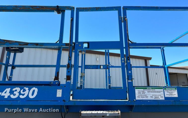image for item DP3172 2013 Genie GS-4390  scissor lift