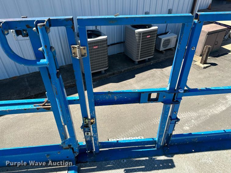 image for item DP3172 2013 Genie GS-4390  scissor lift