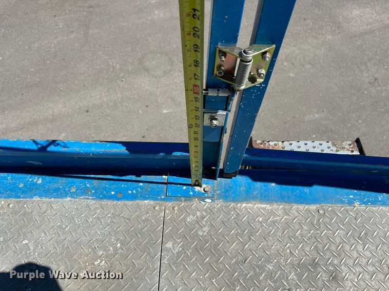 image for item DP3172 2013 Genie GS-4390  scissor lift