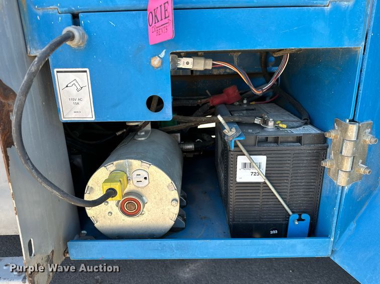 image for item DP3172 2013 Genie GS-4390  scissor lift