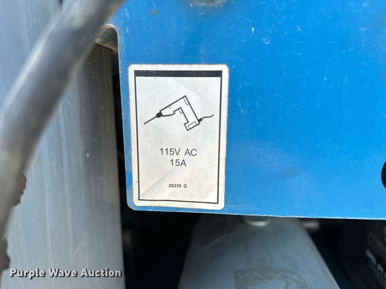 image for item DP3172 2013 Genie GS-4390  scissor lift