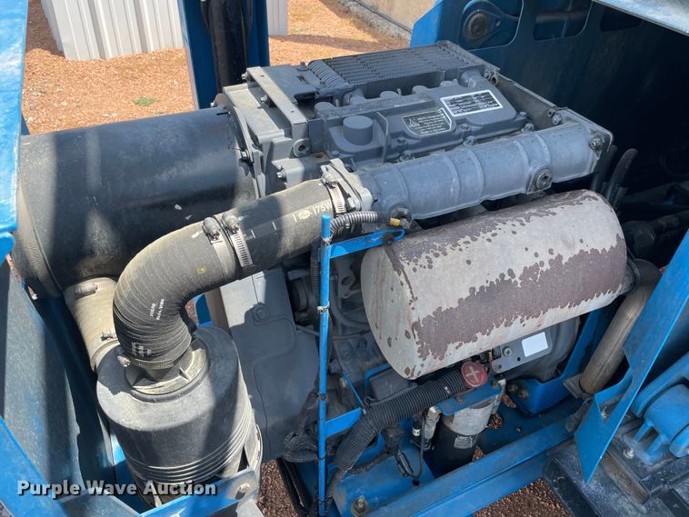 image for item NT9470 2014 Genie GS-4390 scissor lift