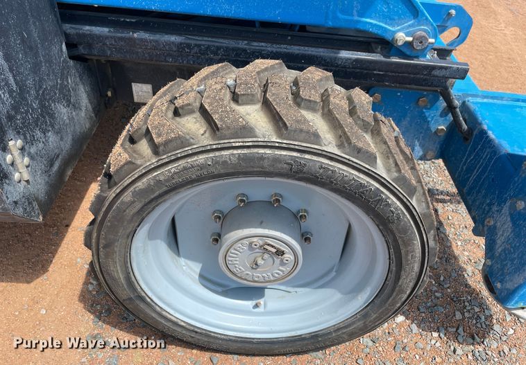 image for item NT9470 2014 Genie GS-4390 scissor lift