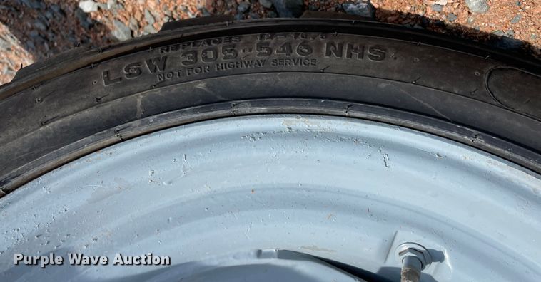 image for item NT9470 2014 Genie GS-4390 scissor lift