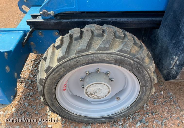 image for item NT9470 2014 Genie GS-4390 scissor lift