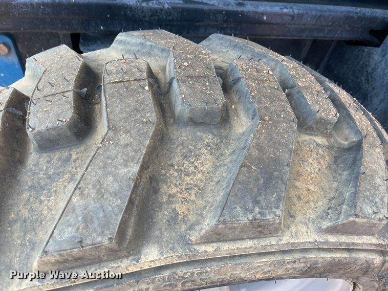 image for item NT9470 2014 Genie GS-4390 scissor lift