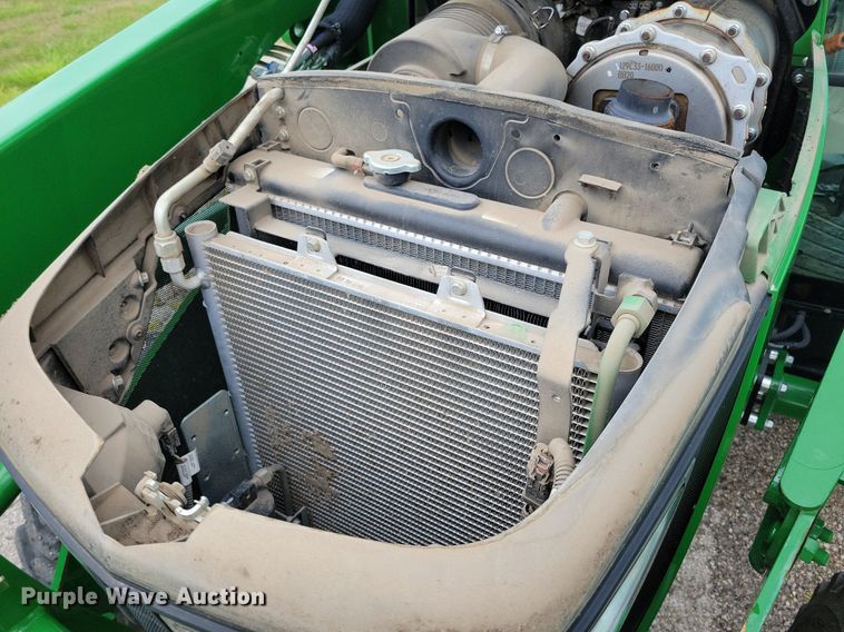 image for item DA7245 2018 John Deere 4052R  MFWD tractor