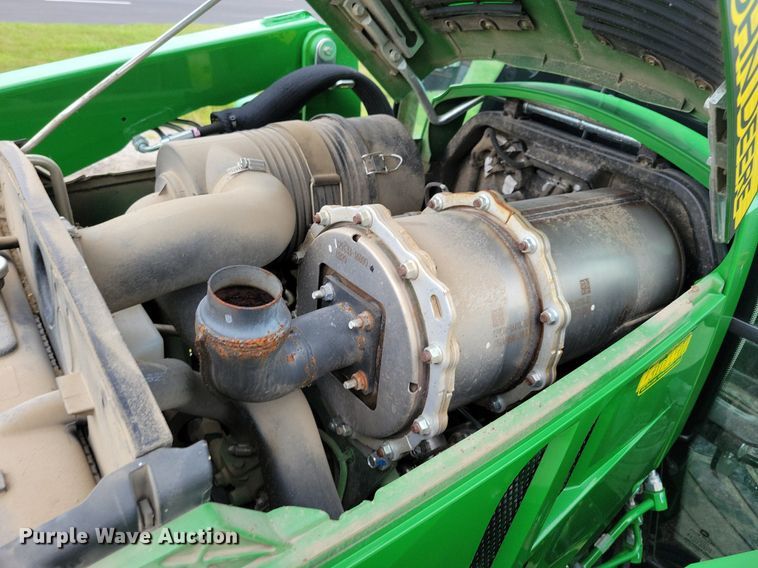 image for item DA7245 2018 John Deere 4052R  MFWD tractor