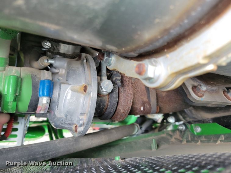 image for item DA7245 2018 John Deere 4052R  MFWD tractor