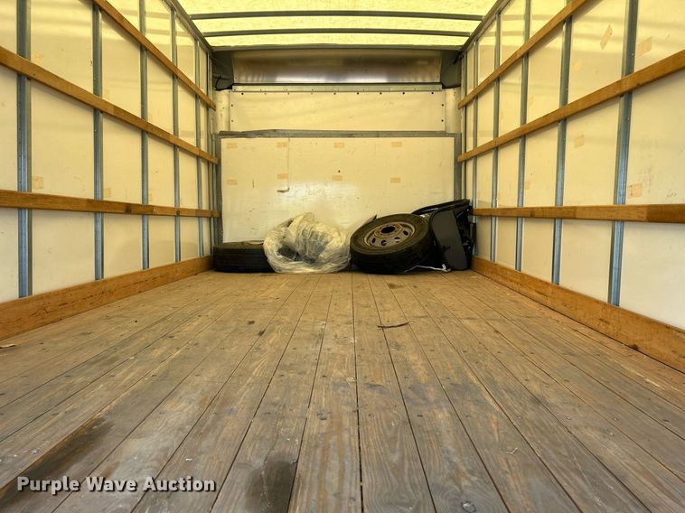 image for item DH7337 2012 Ford E450 Super Duty  box truck