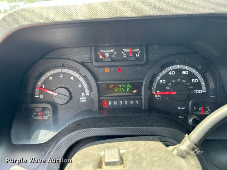 image for item DH7337 2012 Ford E450 Super Duty  box truck