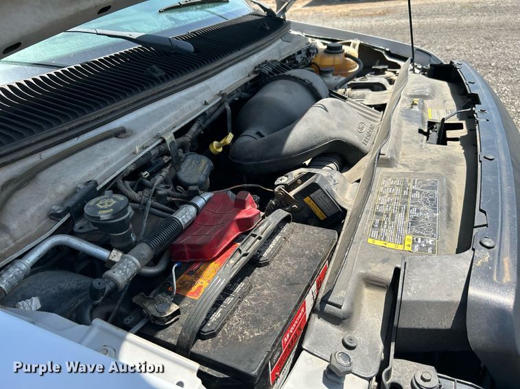 image for item DH7337 2012 Ford E450 Super Duty  box truck