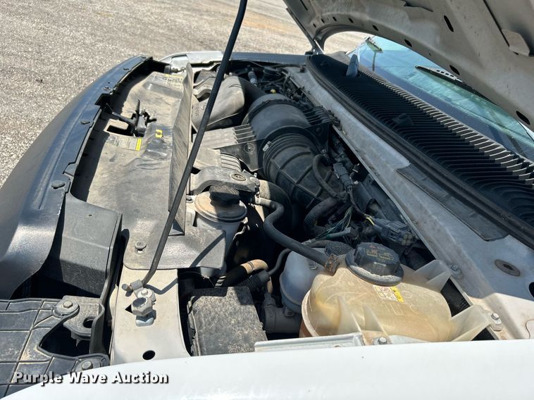 image for item DH7337 2012 Ford E450 Super Duty  box truck