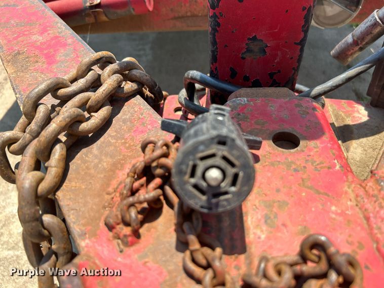 image for item DI7922 2001 Towmaster  utility trailer