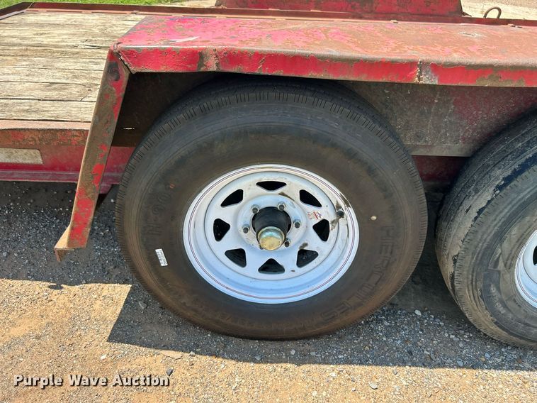 image for item DI7922 2001 Towmaster  utility trailer