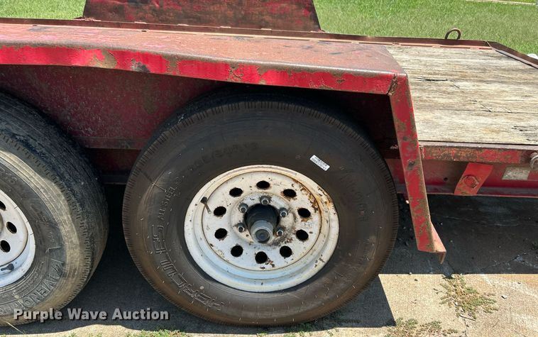 image for item DI7922 2001 Towmaster  utility trailer