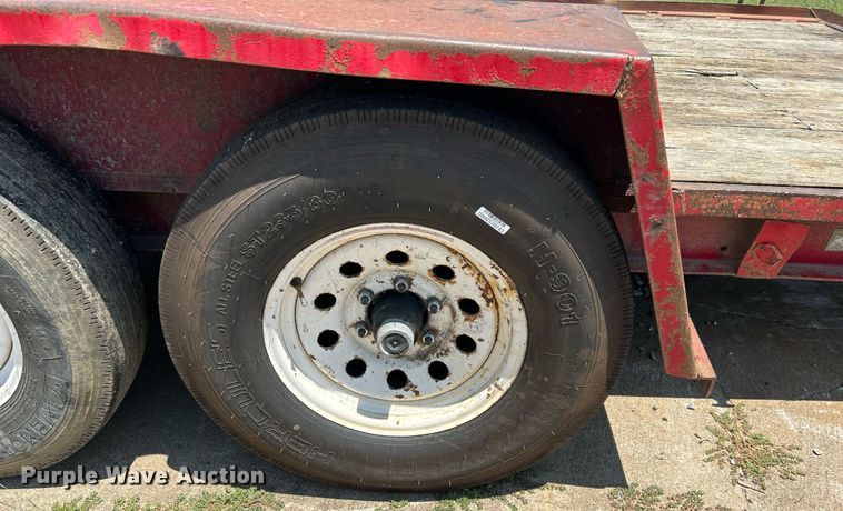 image for item DI7922 2001 Towmaster  utility trailer