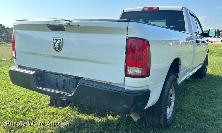 image for item DI7930 2015 Dodge Ram 2500  Crew Cab pickup truck