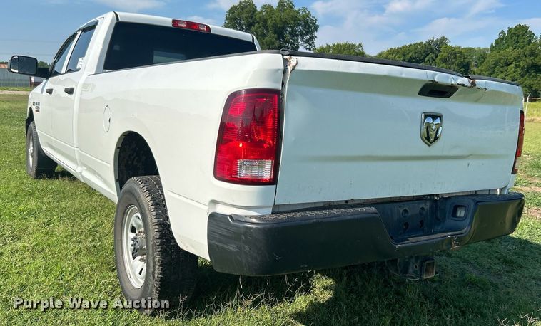 image for item DI7930 2015 Dodge Ram 2500  Crew Cab pickup truck