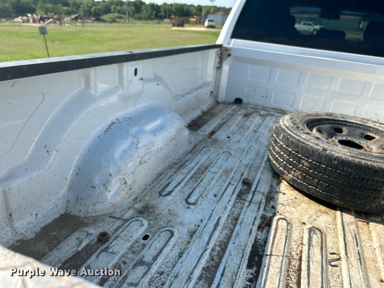 image for item DI7930 2015 Dodge Ram 2500  Crew Cab pickup truck