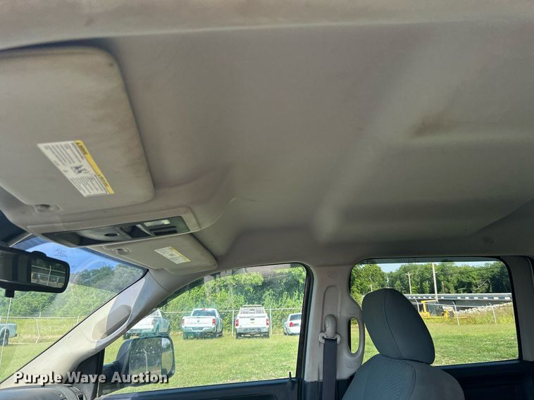 image for item DI7930 2015 Dodge Ram 2500  Crew Cab pickup truck