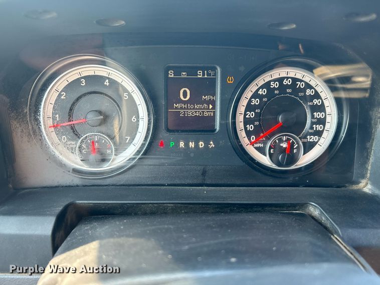 image for item DI7930 2015 Dodge Ram 2500  Crew Cab pickup truck