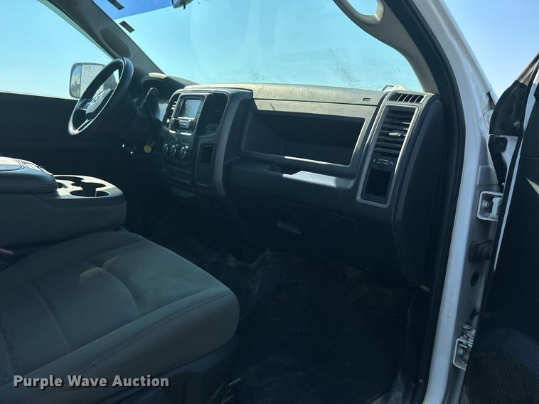 image for item DI7930 2015 Dodge Ram 2500  Crew Cab pickup truck