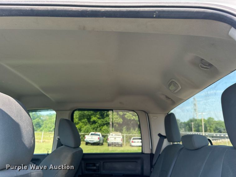 image for item DI7930 2015 Dodge Ram 2500  Crew Cab pickup truck