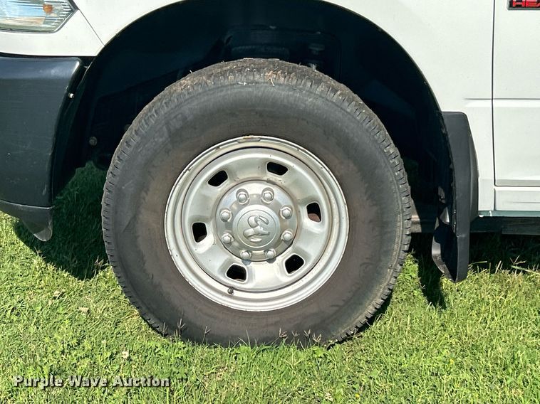 image for item DI7930 2015 Dodge Ram 2500  Crew Cab pickup truck