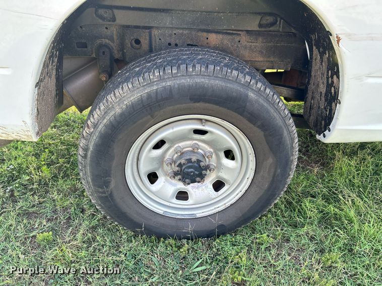 image for item DI7930 2015 Dodge Ram 2500  Crew Cab pickup truck