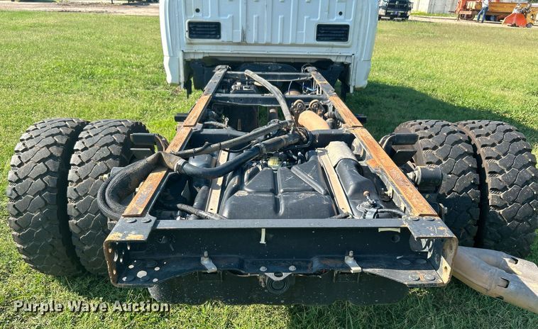 image for item DI7931 2017 Ford F550  SuperCab truck cab and chassis