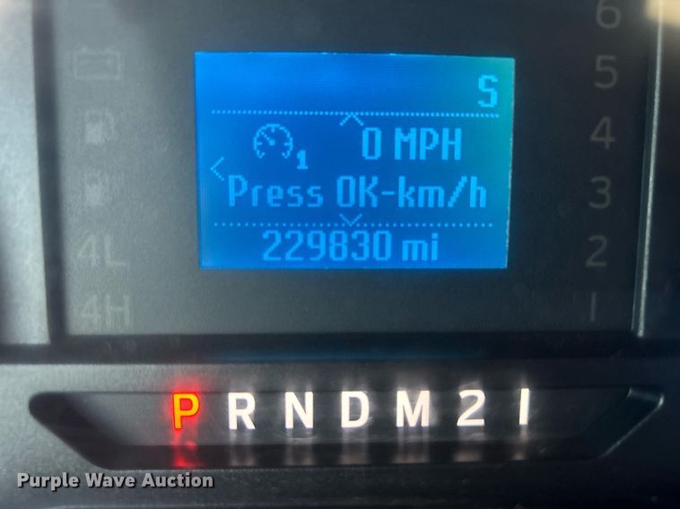 image for item DI7931 2017 Ford F550  SuperCab truck cab and chassis