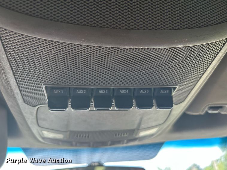 image for item DI7931 2017 Ford F550  SuperCab truck cab and chassis