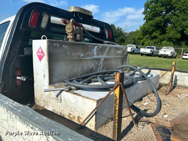 image for item DI7932 2009 Chevrolet Silverado 3500 HD  flatbed pickup truck