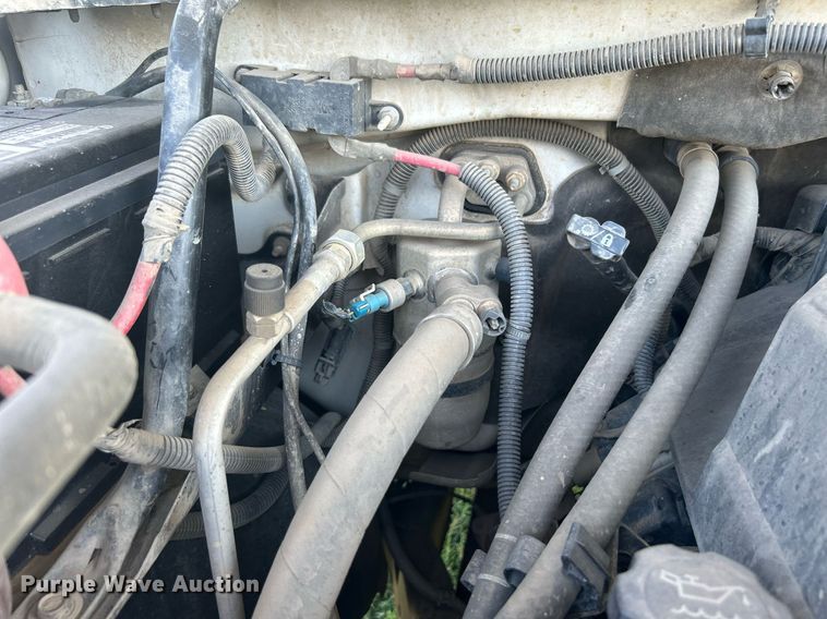 image for item DI7932 2009 Chevrolet Silverado 3500 HD  flatbed pickup truck