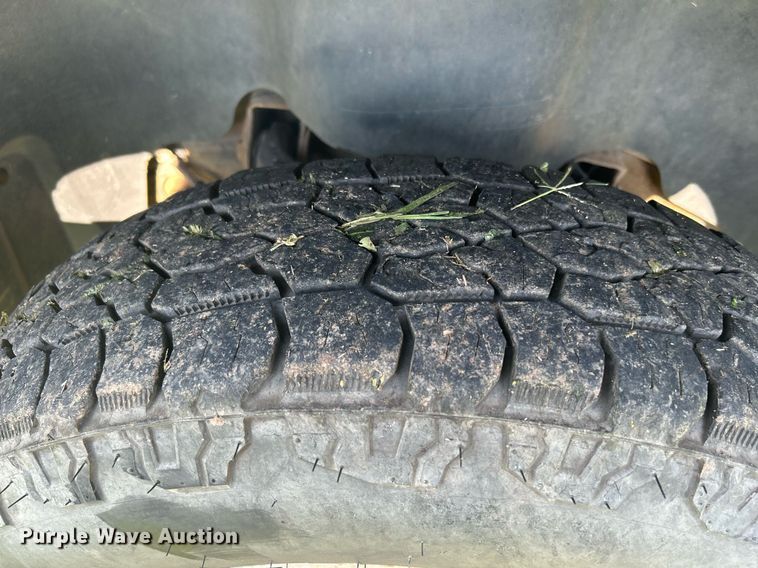 image for item DI7932 2009 Chevrolet Silverado 3500 HD  flatbed pickup truck