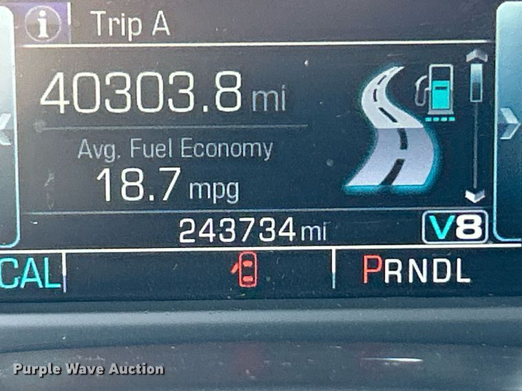 image for item DI7933 2017 Chevrolet Silverado 1500  Crew Cab pickup truck