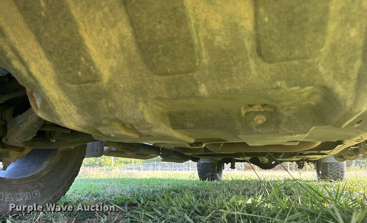 image for item DI7933 2017 Chevrolet Silverado 1500  Crew Cab pickup truck