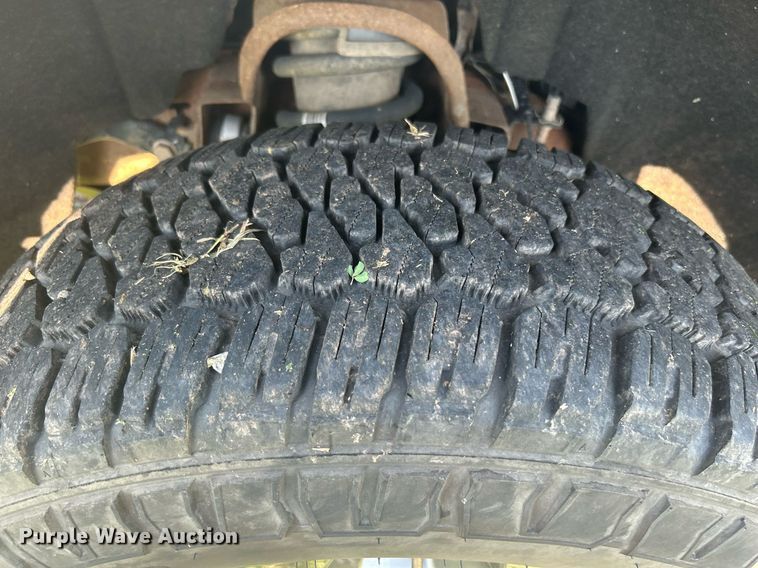 image for item DI7933 2017 Chevrolet Silverado 1500  Crew Cab pickup truck