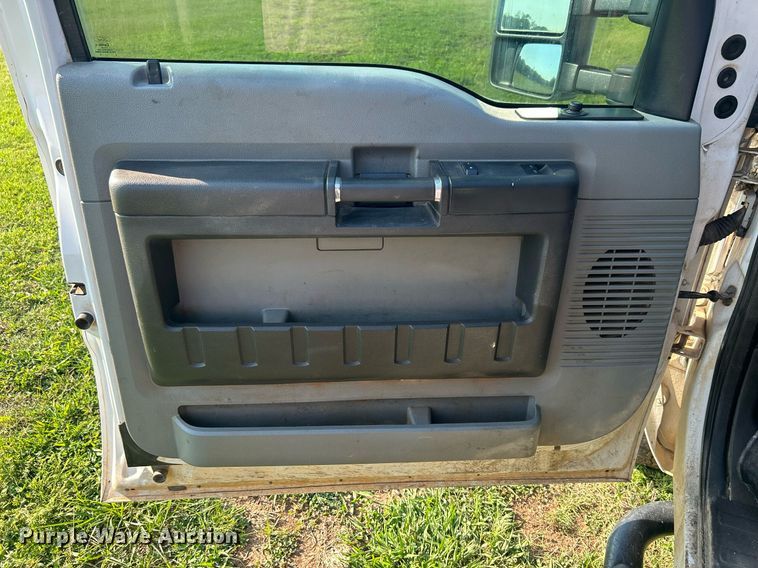 image for item DI7934 2015 Ford F250 Super Duty  SuperCab pickup truck