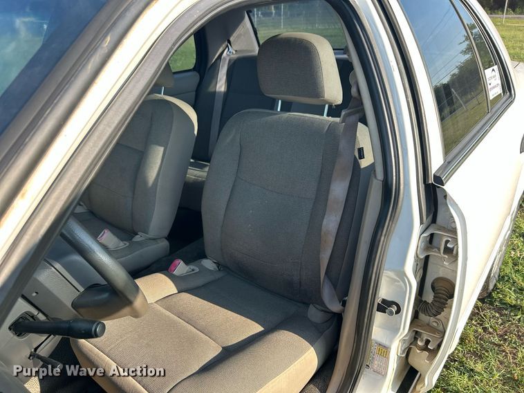 image for item DI7935 2009 Ford Crown Victoria Police Interceptor