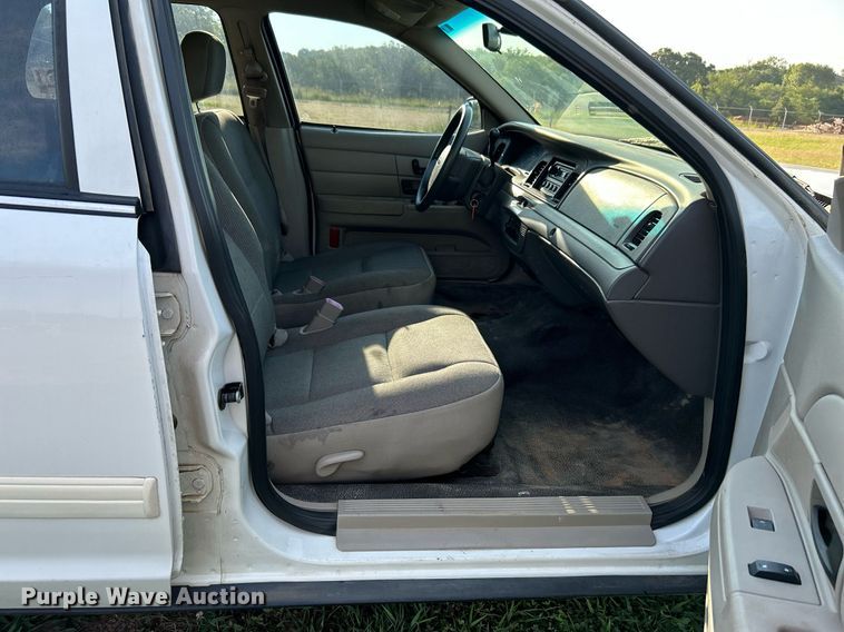 image for item DI7935 2009 Ford Crown Victoria Police Interceptor