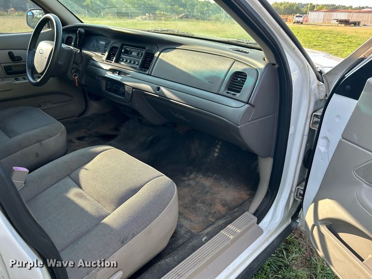 image for item DI7935 2009 Ford Crown Victoria Police Interceptor