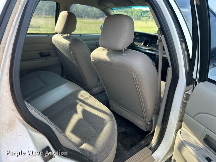 image for item DI7935 2009 Ford Crown Victoria Police Interceptor