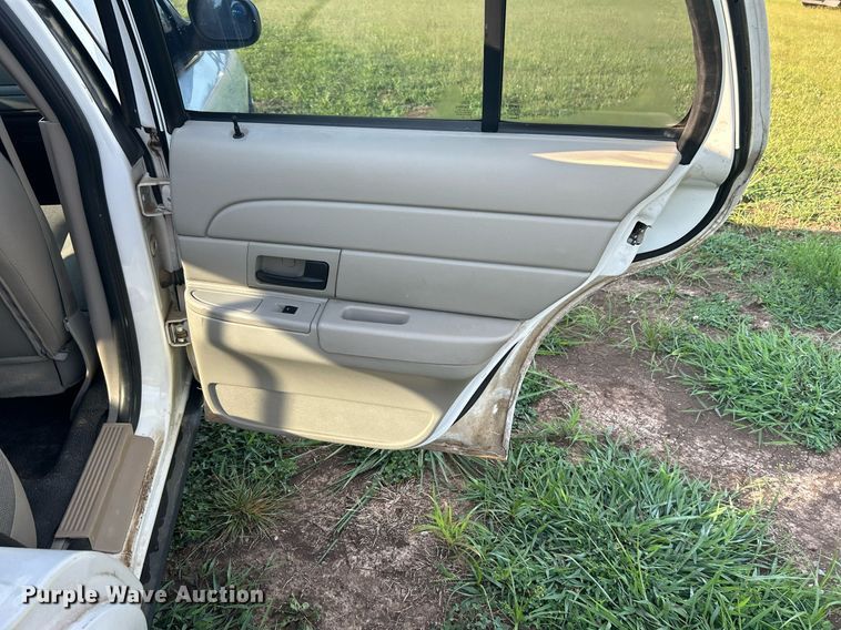 image for item DI7935 2009 Ford Crown Victoria Police Interceptor