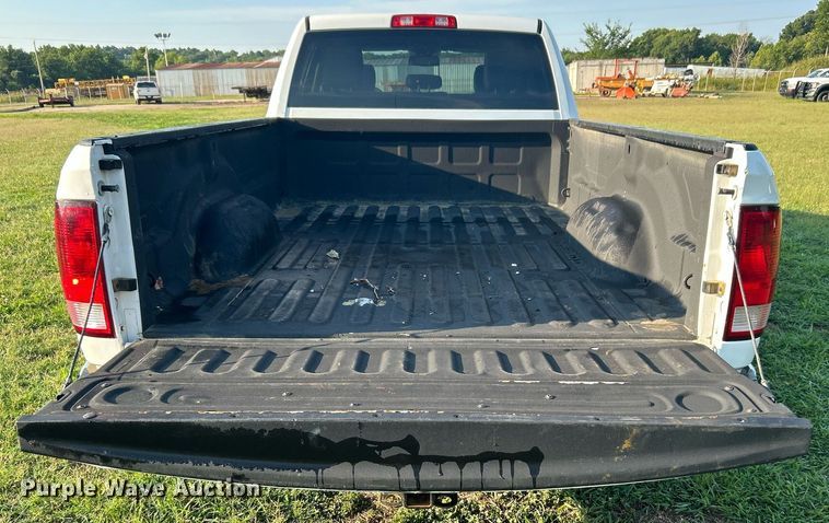 image for item DI7937 2015 Dodge Ram 2500  Crew Cab pickup truck