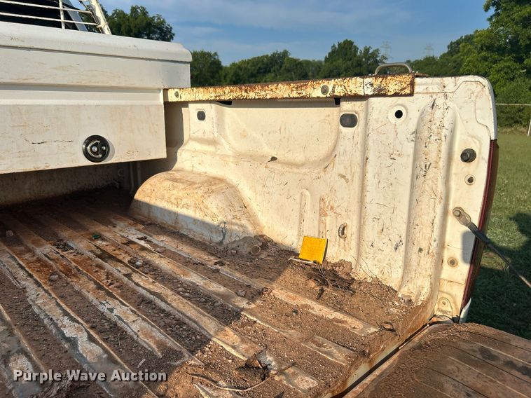 image for item DI7938 2013 Chevrolet Silverado 1500  Crew Cab pickup truck