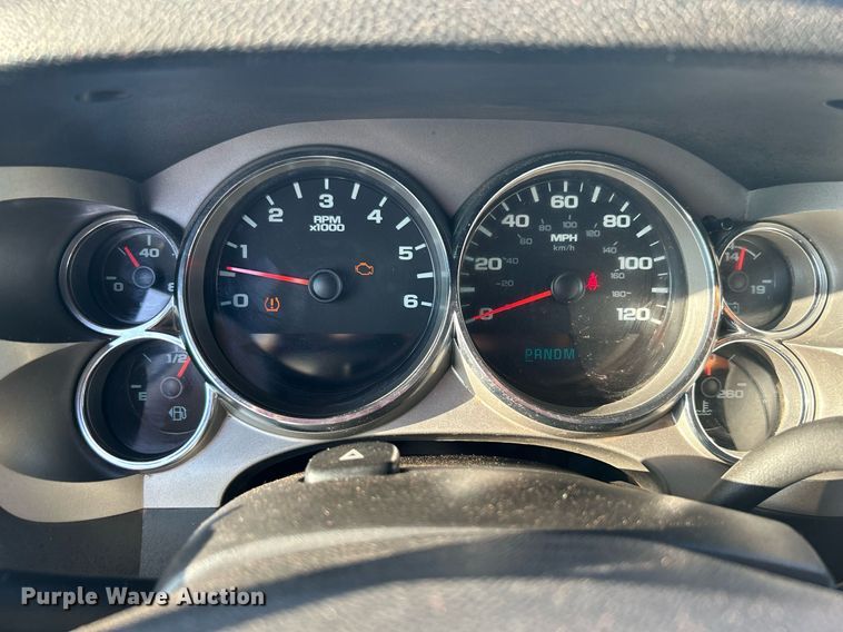 image for item DI7938 2013 Chevrolet Silverado 1500  Crew Cab pickup truck