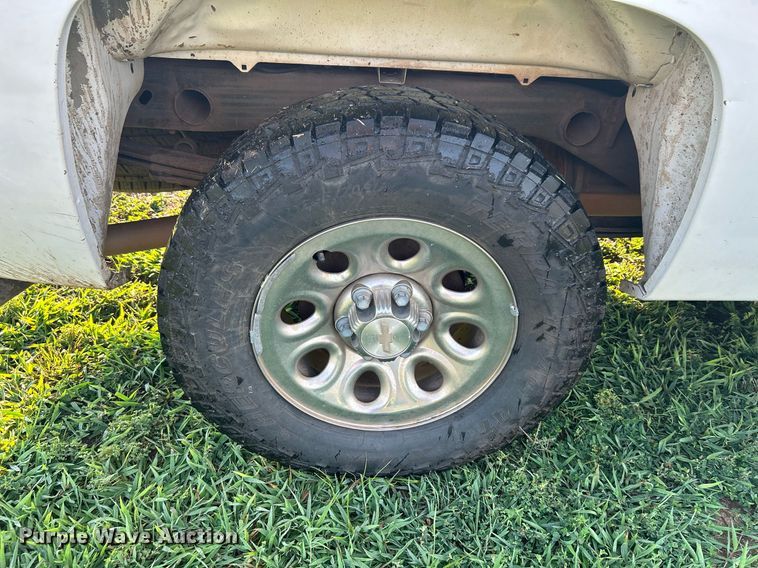 image for item DI7938 2013 Chevrolet Silverado 1500  Crew Cab pickup truck