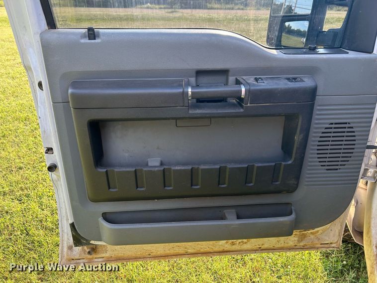 image for item DI7939 2013 Ford F250 Super Duty  SuperCab pickup truck